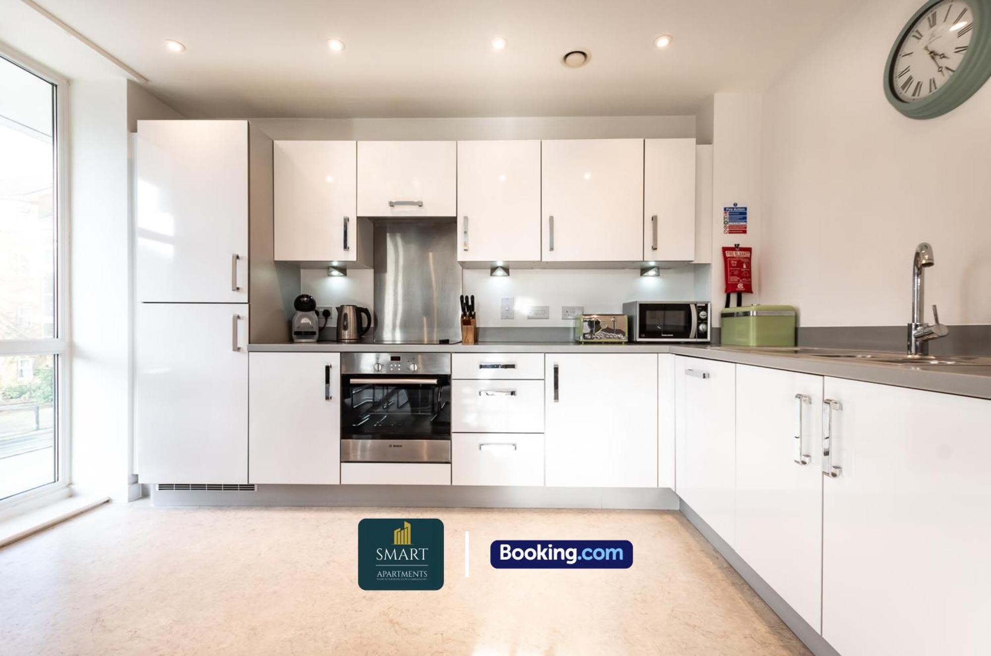 Spacious City Center Apartment By Smart Apartments Short Lets & Serviced Accommodation Apartment Southampton With Free Wifi Dış mekan fotoğraf